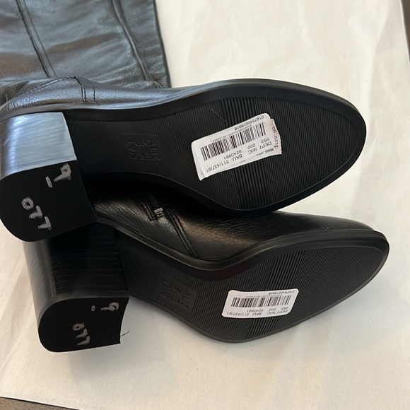 Naturalizer Kyrie Leather Water-Repellent  Wide Calf Over-the-Knee Boots - Picture 15 of 16